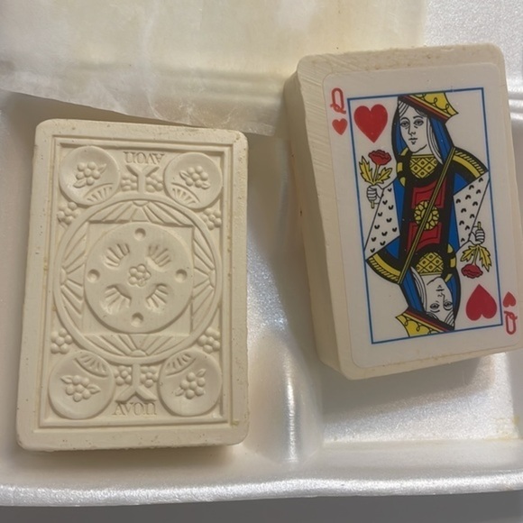 Vintage Avon Royal Hearts Hostess Soaps festive fragrance bar 3oz each 2pack - Picture 9 of 13